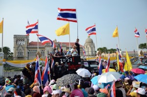 Anti-government protesters attend a rally outside Government House on December 9, 2013 in Bangkok, Thailand. Photo credit: Sira Anamwong.